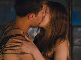 kiss divergent