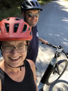 Roxanne and Ray with their new e-bokes